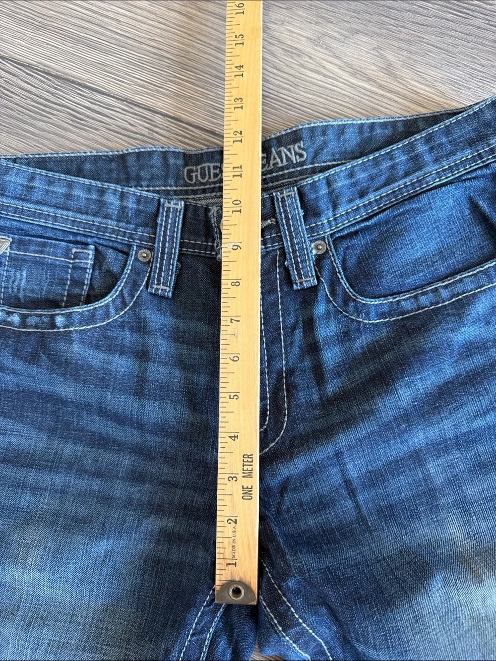GUESS Jeans size 31 Distressed Denim Bermuda Shorts Y2K Long Jorts